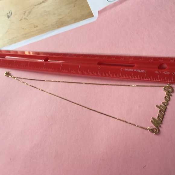 10k yellow gold Madison nameplate box chain necklace - Picture 3 of 3